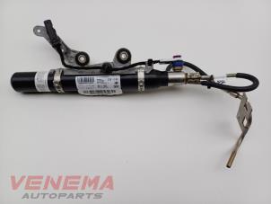 Gebruikte Gasgenerator Mercedes C Estate (S206) C-300 e 2.0 Turbo Prijs € 74,99 Margeregeling aangeboden door Venema Autoparts