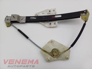 Gebruikte Ruitmechaniek 4Deurs links-achter Seat Leon (5FB) 1.8 TSI Ecomotive 16V Prijs € 24,99 Margeregeling aangeboden door Venema Autoparts