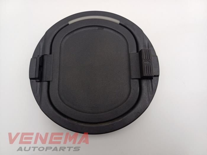 Gebruikte Diversen Mercedes C Estate (S206) C-300 e 2.0 Turbo Prijs € 14,99 Margeregeling aangeboden door Venema Autoparts