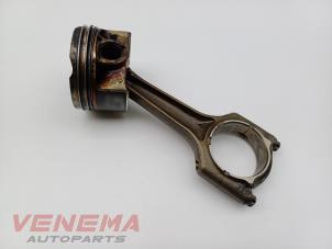 Gebruikte Drijfstang BMW 4 serie Gran Coupe (F36) 420i 2.0 TwinPower Turbo 16V Prijs € 79,99 Margeregeling aangeboden door Venema Autoparts