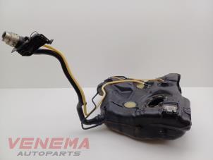 Gebruikte Tank Seat Leon (5FB) 1.8 TSI Ecomotive 16V Prijs € 99,99 Margeregeling aangeboden door Venema Autoparts