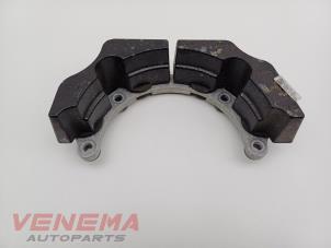 Gebruikte Trillings demper Mercedes C Estate (S206) C-300 e 2.0 Turbo Prijs € 199,99 Margeregeling aangeboden door Venema Autoparts