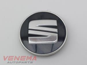 Gebruikte Naafkapje Seat Leon (5FB) 1.8 TSI Ecomotive 16V Prijs € 9,99 Margeregeling aangeboden door Venema Autoparts