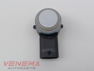 Gebruikte Sensor PDC Mercedes A (177.0) 1.3 A-180 Turbo 16V Prijs € 9,99 Margeregeling aangeboden door Venema Autoparts