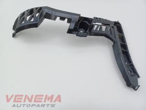 Gebruikte Bumpersteun links-achter Mercedes A (177.0) 1.3 A-180 Turbo 16V Prijs € 29,99 Margeregeling aangeboden door Venema Autoparts