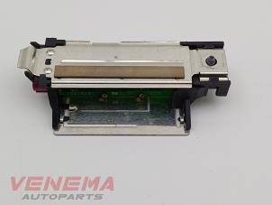 Gebruikte Antenne Mercedes A (177.0) 1.3 A-160 Turbo 16V Prijs € 9,99 Margeregeling aangeboden door Venema Autoparts