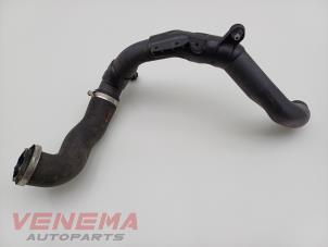 Gebruikte Intercooler Buis Seat Ibiza ST (6J8) 1.2 TDI Ecomotive Prijs € 19,99 Margeregeling aangeboden door Venema Autoparts