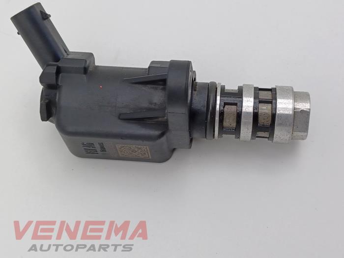 Gebruikte Nokkenas Sensor Skoda Kamiq 1.5 TSI 16V Prijs € 9,99 Margeregeling aangeboden door Venema Autoparts