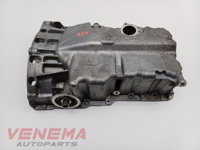 Gebruikte Carterpan Skoda Kamiq 1.5 TSI 16V Prijs € 99,99 Margeregeling aangeboden door Venema Autoparts