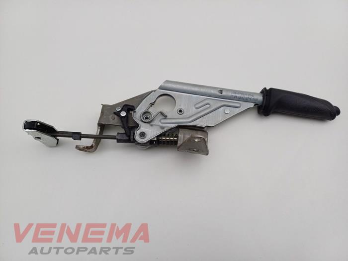 Gebruikte Handrem Mechaniek BMW 1 serie (F20) 118i 1.5 TwinPower 12V Van Prijs € 44,99 Margeregeling aangeboden door Venema Autoparts