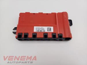 Gebruikte Delco BMW 1 serie (F20) 118i 1.5 TwinPower 12V Van Prijs € 19,99 Margeregeling aangeboden door Venema Autoparts