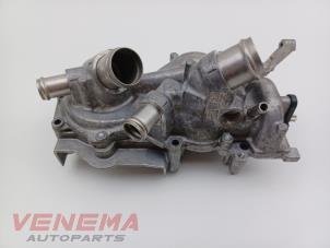 Gebruikte Thermostaathuis Skoda Kamiq 1.5 TSI 16V Prijs € 49,99 Margeregeling aangeboden door Venema Autoparts