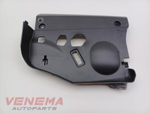 Gebruikte Dashboard deel BMW 1 serie (F20) 118i 1.5 TwinPower 12V Van Prijs € 19,99 Margeregeling aangeboden door Venema Autoparts