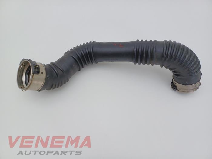 Gebruikte Intercooler Buis Mercedes A (177.0) 1.3 A-160 Turbo 16V Prijs € 39,99 Margeregeling aangeboden door Venema Autoparts