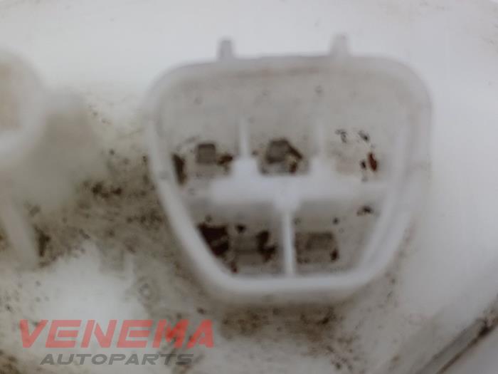 Brandstofpomp Elektrisch van een Peugeot 108 1.0 12V 2017