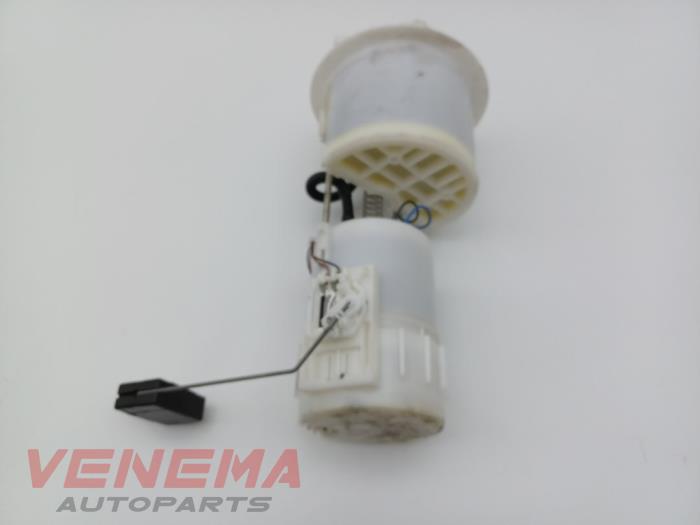 Brandstofpomp Elektrisch van een Peugeot 108 1.0 12V 2017