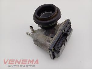 Gebruikte Gasklephuis Peugeot 108 1.0 12V Prijs € 24,99 Margeregeling aangeboden door Venema Autoparts