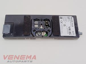 Gebruikte Antenne (diversen) Volkswagen Golf VIII Variant (GC5) 2.0 TDI BlueMotion 16V Prijs € 99,99 Margeregeling aangeboden door Venema Autoparts