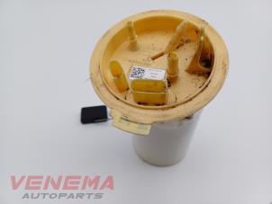 Gebruikte Tank element Pomp Volkswagen Golf VIII Variant (GC5) 2.0 TDI BlueMotion 16V Prijs € 99,99 Margeregeling aangeboden door Venema Autoparts