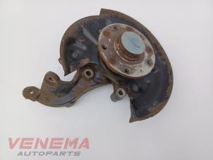 Gebruikte Fusee rechts-achter Seat Leon (5FB) 1.8 TSI Ecomotive 16V Prijs € 39,99 Margeregeling aangeboden door Venema Autoparts