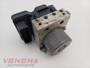 Gebruikte ABS Pomp Mercedes A (W176) 2.0 A-250 Turbo 16V Prijs € 199,99 Margeregeling aangeboden door Venema Autoparts