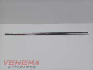 Gebruikte Deurlijst Mercedes A (W176) 2.0 A-250 Turbo 16V Prijs € 29,99 Margeregeling aangeboden door Venema Autoparts