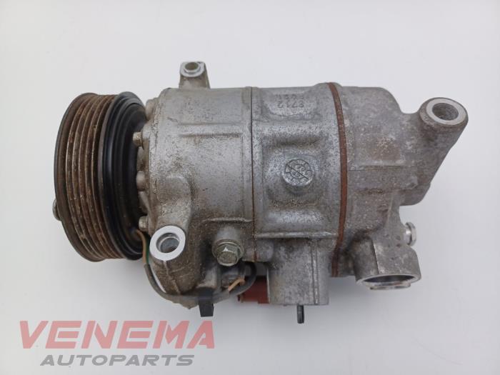Gebruikte Aircopomp Seat Ibiza V (KJB) 1.0 TSI 12V Prijs € 39,99 Margeregeling aangeboden door Venema Autoparts