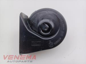 Gebruikte Toeter Ford Fiesta 6 (JA8) 1.6 16V Sport Prijs € 39,99 Margeregeling aangeboden door Venema Autoparts