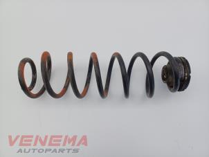 Gebruikte Schroefveer achter Skoda Fabia III Combi (NJ5) 1.0 TSI 12V Prijs € 19,99 Margeregeling aangeboden door Venema Autoparts