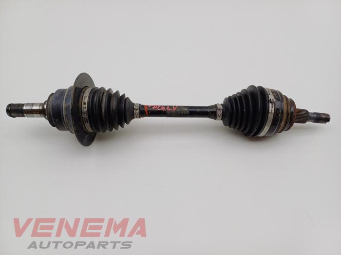 Gebruikte Steekas links-voor Mercedes ML III (166) 3.0 ML-350 BlueTEC V6 24V 4-Matic Prijs € 349,99 Margeregeling aangeboden door Venema Autoparts