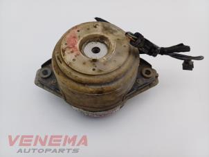 Gebruikte Motorrubber Mercedes ML III (166) 3.0 ML-350 BlueTEC V6 24V 4-Matic Prijs € 99,99 Margeregeling aangeboden door Venema Autoparts