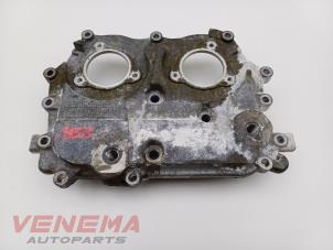 Gebruikte Distributiedeksel Mercedes A (W176) 2.0 A-250 Turbo 16V Prijs € 34,99 Margeregeling aangeboden door Venema Autoparts