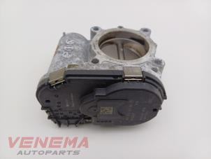 Gebruikte Gasklephuis Mercedes A (W176) 2.0 A-250 Turbo 16V Prijs € 9,99 Margeregeling aangeboden door Venema Autoparts