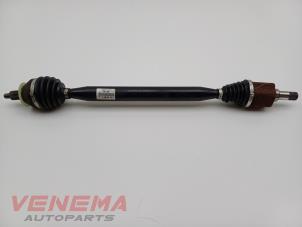 Gebruikte Steekas rechts-voor Skoda Fabia III Combi (NJ5) 1.0 TSI 12V Prijs € 149,99 Margeregeling aangeboden door Venema Autoparts