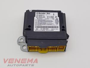 Gebruikte Airbag Module Mercedes ML III (166) 3.0 ML-350 BlueTEC V6 24V 4-Matic Prijs € 174,99 Margeregeling aangeboden door Venema Autoparts
