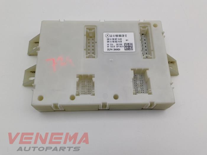 Computer Body Control van een Mercedes-Benz ML III (166) 3.0 ML-350 BlueTEC V6 24V 4-Matic 2015