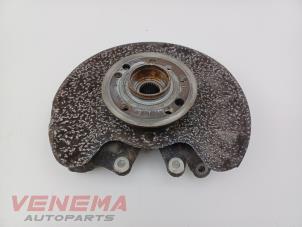 Gebruikte Fusee rechts-achter Mercedes ML III (166) 3.0 ML-350 BlueTEC V6 24V 4-Matic Prijs € 124,99 Margeregeling aangeboden door Venema Autoparts