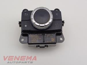 Gebruikte MMI schakelaar Mercedes ML III (166) 3.0 ML-350 BlueTEC V6 24V 4-Matic Prijs € 74,99 Margeregeling aangeboden door Venema Autoparts