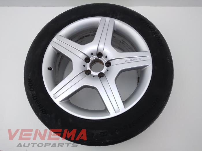 Velgen set + banden van een Mercedes-Benz ML III (166) 3.0 ML-350 BlueTEC V6 24V 4-Matic 2015