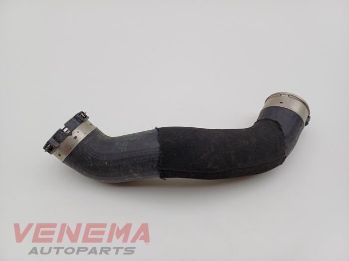 Gebruikte Intercooler Slang Mini Mini (F56) 1.5 12V Cooper Prijs € 39,99 Margeregeling aangeboden door Venema Autoparts