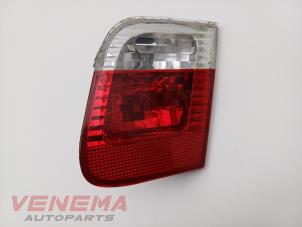 Gebruikte Achterlicht rechts BMW 3 serie (E46/4) 318i 16V Prijs € 19,99 Margeregeling aangeboden door Venema Autoparts
