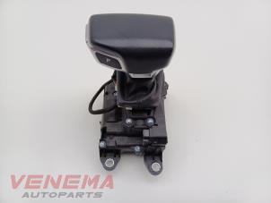 Gebruikte Selectiehendel automaat Audi A5 Cabrio (F57/F5E) 3.0 TDI V6 24V Quattro Prijs € 119,99 Margeregeling aangeboden door Venema Autoparts