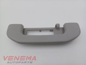 Gebruikte Handgreep Mercedes ML III (166) 3.0 ML-350 BlueTEC V6 24V 4-Matic Prijs € 9,99 Margeregeling aangeboden door Venema Autoparts