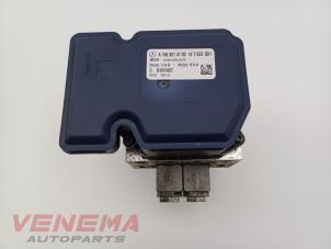 Gebruikte ABS Pomp Mercedes ML III (166) 3.0 ML-350 BlueTEC V6 24V 4-Matic Prijs € 349,99 Margeregeling aangeboden door Venema Autoparts