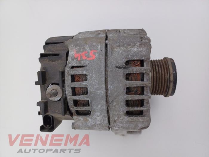 Alternator van een BMW 3 serie Touring (F31) 320d 2.0 16V 2014