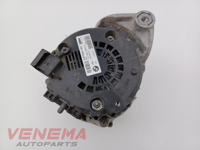 Alternator van een BMW 3 serie Touring (F31) 320d 2.0 16V 2014