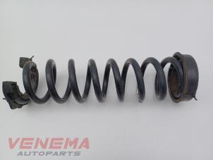 Gebruikte Schroefveer achter BMW 1 serie (F20) 116i 1.6 16V Prijs € 49,99 Margeregeling aangeboden door Venema Autoparts