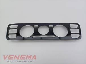 Gebruikte Afdekplaat diversen Volkswagen Up! (121) 1.0 12V 60 Prijs € 14,99 Margeregeling aangeboden door Venema Autoparts