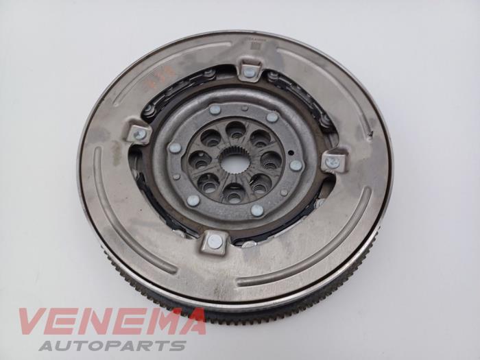 Gebruikte Vliegwiel Mini Mini (F56) 1.5 12V Cooper Prijs € 379,99 Margeregeling aangeboden door Venema Autoparts