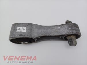 Gebruikte Motorsteun Mini Mini (F56) 1.5 12V Cooper Prijs € 29,99 Margeregeling aangeboden door Venema Autoparts